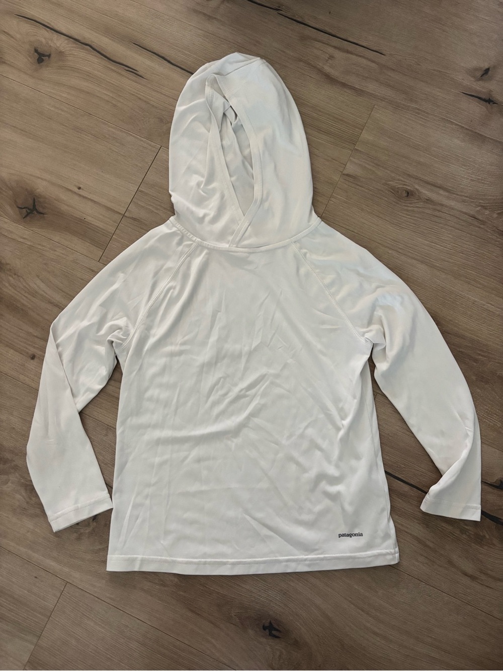 Patagonia White Hooded Long Sleeve Sun Shirt